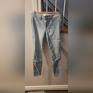 Hollister Low Rise Jeggings (Size 1R)